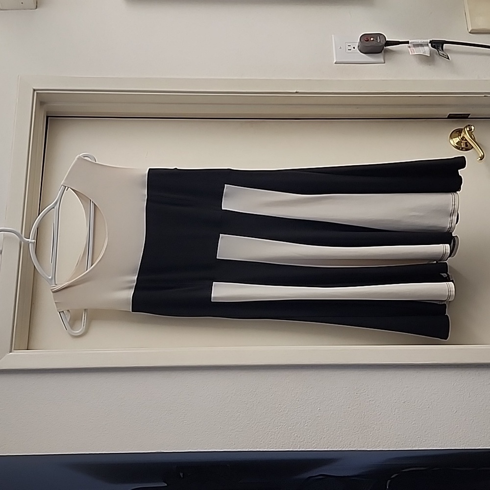 Gorgeous dress, black and white.